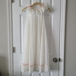 Vanity Fair Vintage Nightgown
